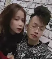 Ảnh thumbnail video Hoàng Cửu Bảo địt nhau cùng Linh Linh em có lồn múp đít tròn bị anh địt từ sau hai tay bóp vú em rên khẽ bảo anh đâm mạnh tí em sướng vl