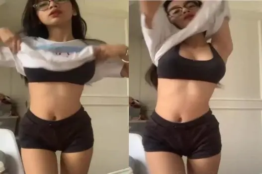 Ảnh thumbnail video Sex Việt em xinh vú bự không chê vào đâu